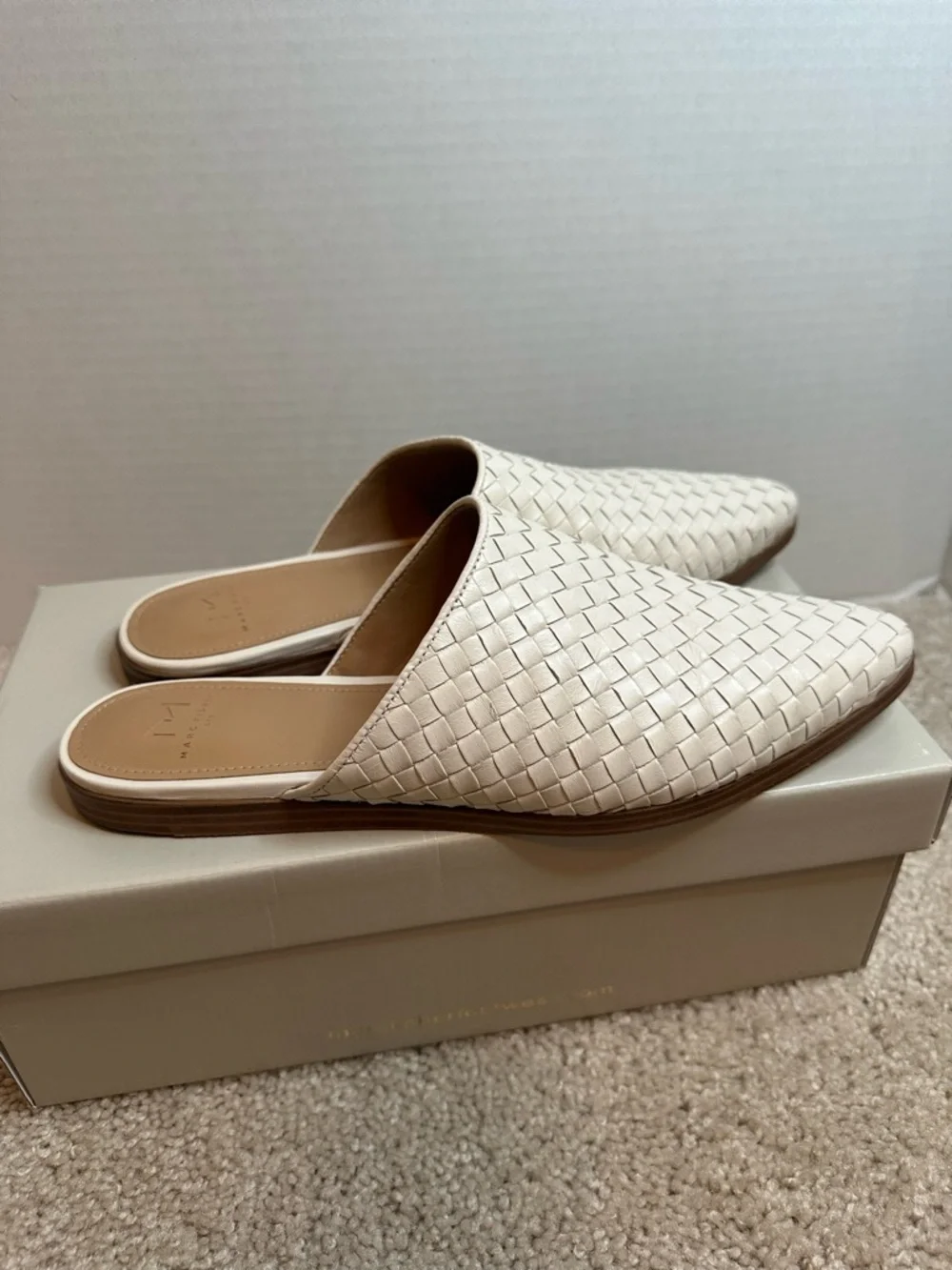 Marc Fisher Cream Woven Leather Slip-On Mules, size 8.5, pre loved - Picture 5 of 8